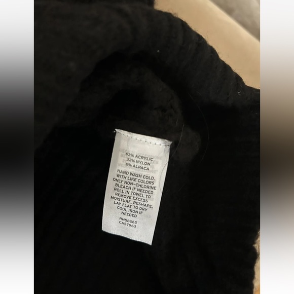 Leith Alpaca Blend Dolman Sleeve Ribbed Turtleneck Sweater Size Medium- New! - Picture 6 of 8